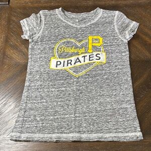 Pittsburgh Pirates - Heathered Grey T-Shirt - Girls M